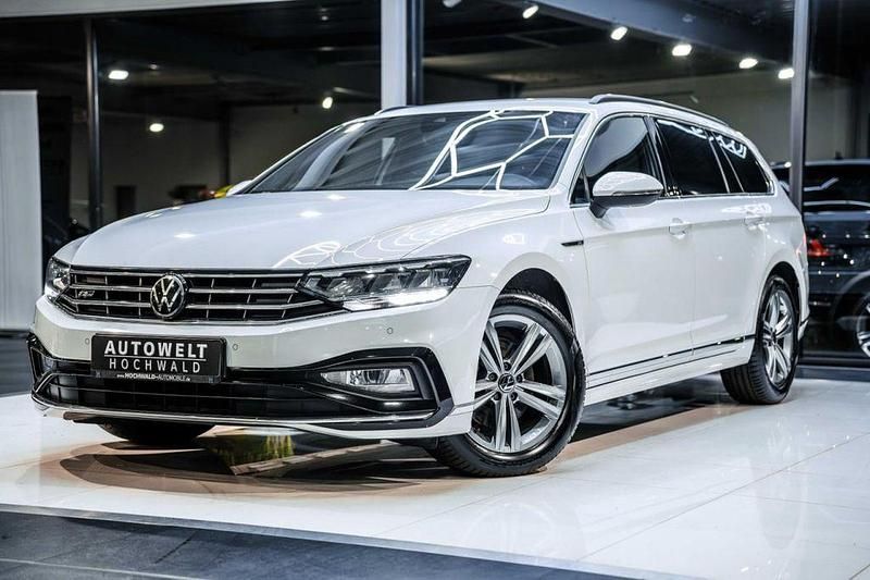 Gebraucht VW Passat R-line 122 PS (89 kW) 2022 Weiß Kombi