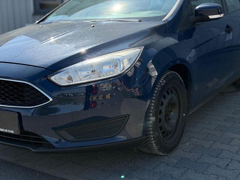 Usata Ford Focus 86 CV (63 kW) 2017 Blu Station wagon