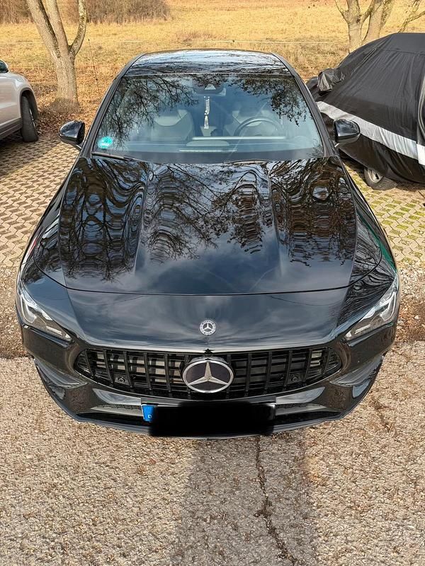 Gebraucht Mercedes CLA250 221 PS (162 kW) 2019 Schwarz Limousine