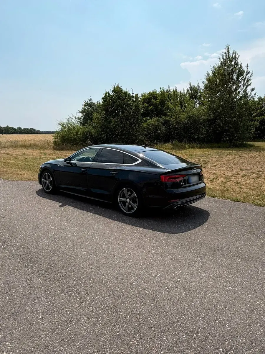 Gebraucht Audi A5 Sportback Ambiente 252 PS (185 kW) 2017 Schwarz Kleinwagen