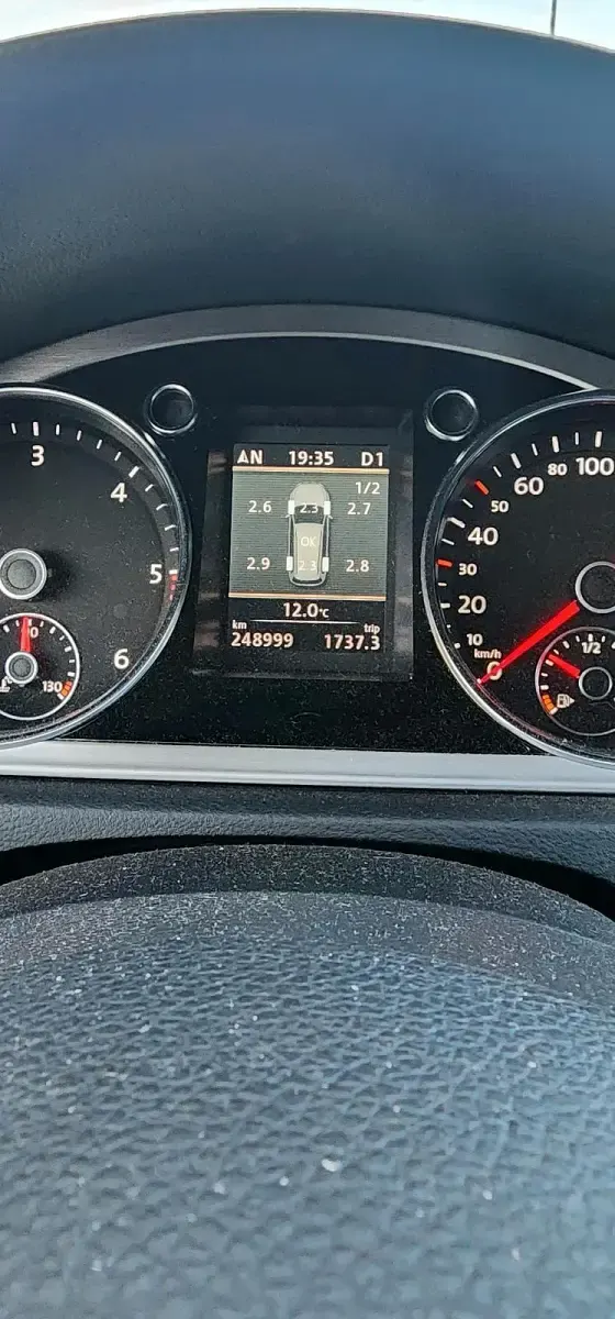 Gebraucht VW Passat 177 PS (130 kW) 2013 Rot Kombi