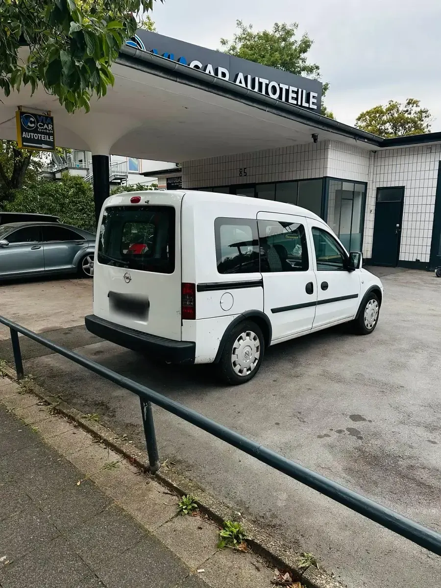 Gebraucht Opel Combo 94 PS (69 kW) 2007 Weiß Van / Kleinbus