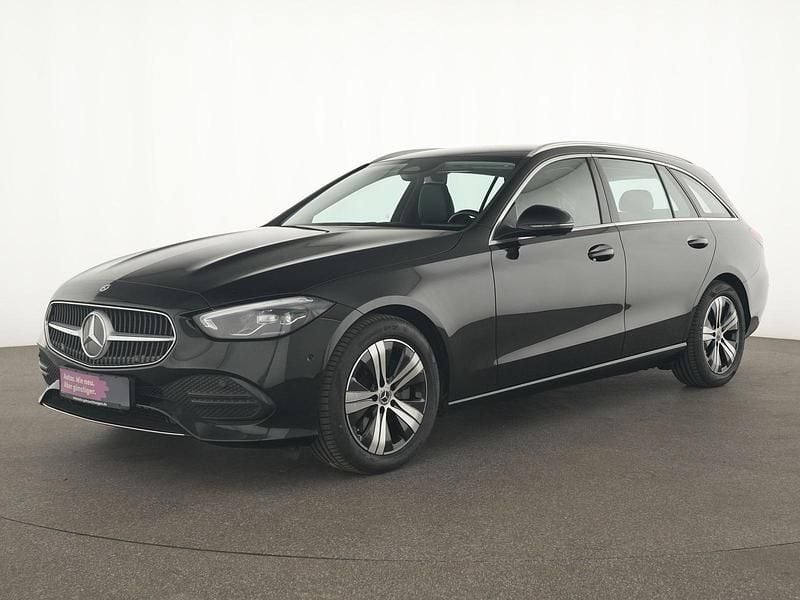 Schwarz Gebraucht 2024 Mercedes C200 Avantgarde Kombi | 30.675 € (Superpreis) - Bild 1/4