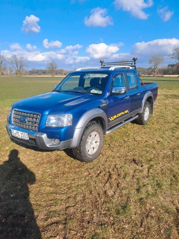 Blau Gebraucht 2009 Ford Ranger Wildtrack Abholung | 8.600 € - Bild 1/4