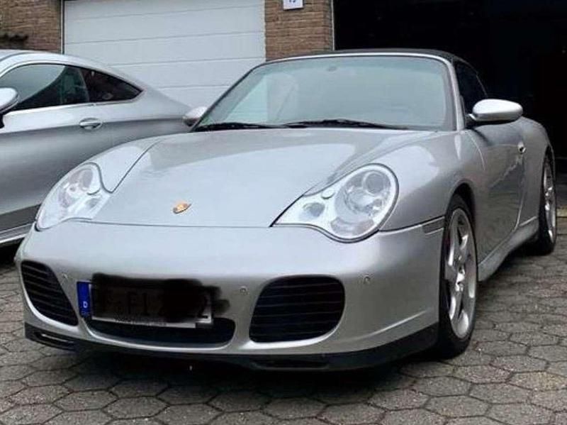 Silber Gebraucht 2004 Porsche 911 Carrera 4S Cabriolet Cabrio | 51.911 € (Teuer) - Bild 1/4