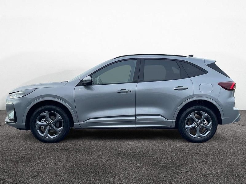 Neu Ford Kuga ST-Line 179 PS (131 kW) 2025 Solar silber SUV