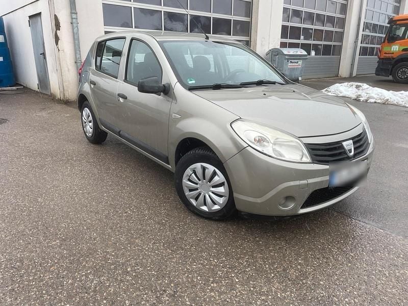 Gebraucht Dacia Sandero 75 PS (55 kW) 2010 Beige Kleinwagen