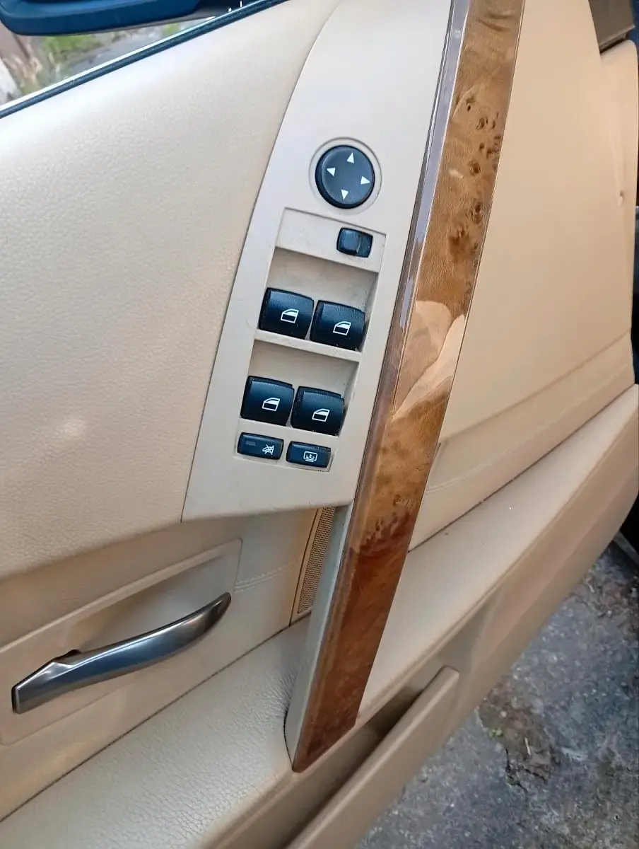 Gebraucht BMW 525 218 PS (160 kW) 2006 Blau Limousine
