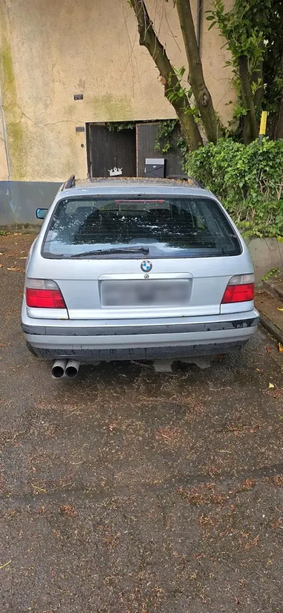 Używany BMW 320 150 KM (110 kW) 1997 Srebrny Kombi