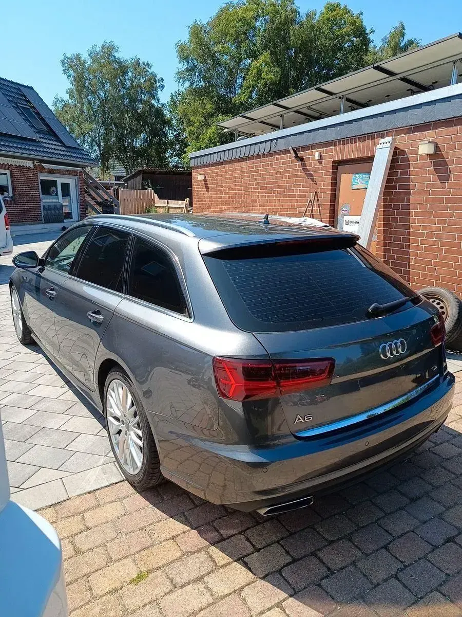 Gebraucht Audi A6 S-Line 272 PS (200 kW) 2015 Grau Kombi