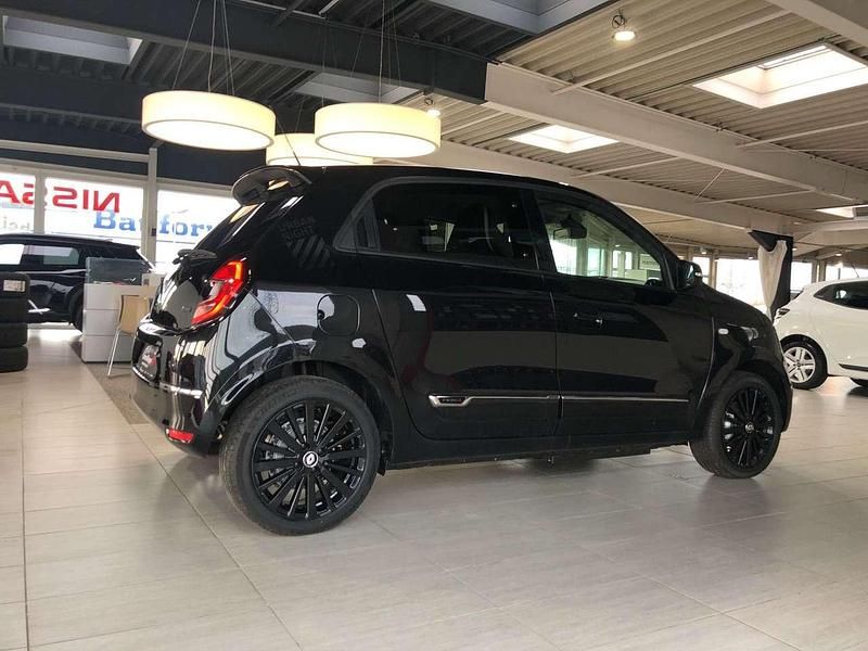 Gebraucht Renault Twingo Urban Night 60 kW (82 PS) 2024 Schwarz Kleinwagen