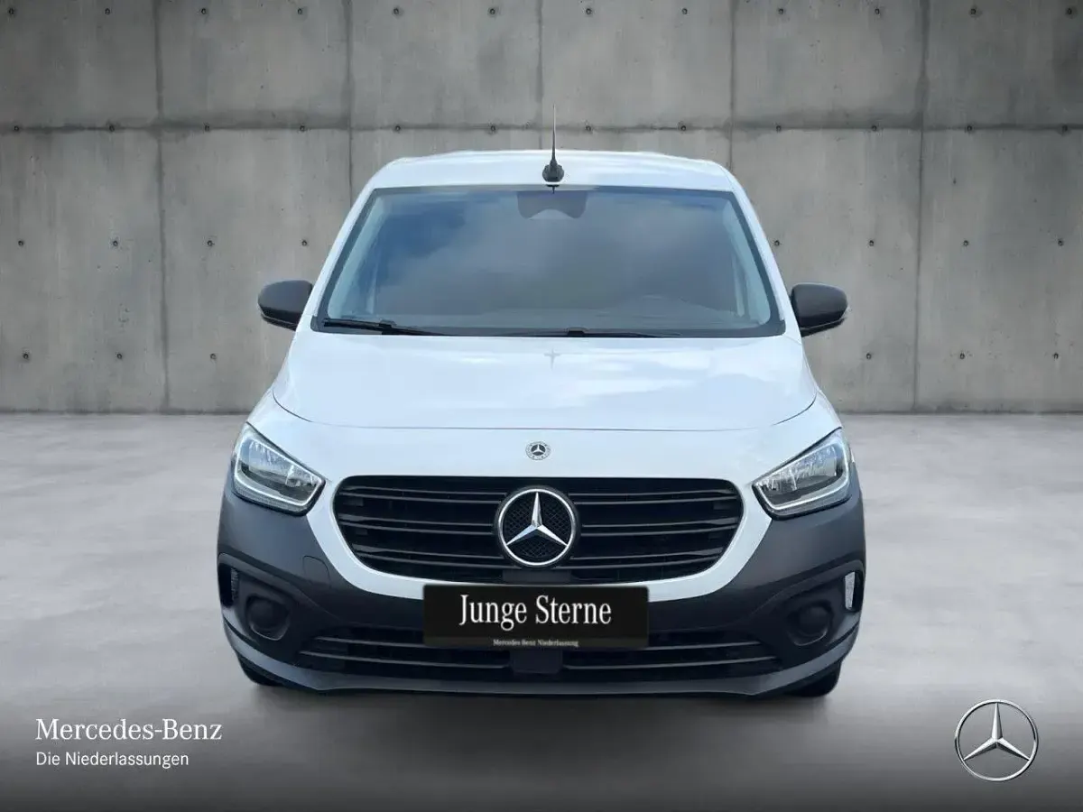 Gebraucht Mercedes Citan 112 116 PS (85 kW) 2022 Weiß Van / Kleinbus