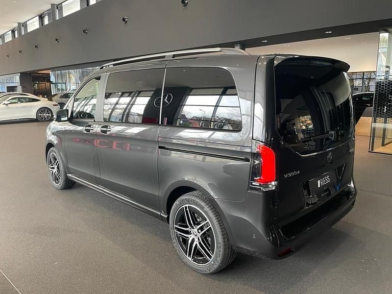 Gebraucht Mercedes V300 Style 237 PS (174 kW) 2026 Graphitgrau Van / Kleinbus