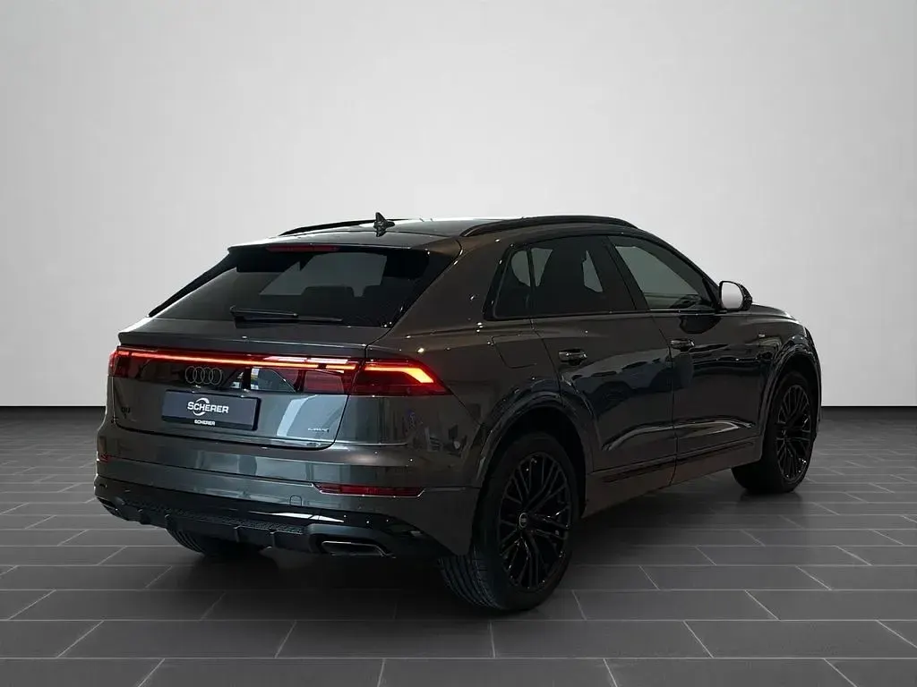 Neu Audi Q8 S-Line 490 PS (360 kW) 2026 Mythosschwarz metallic SUV