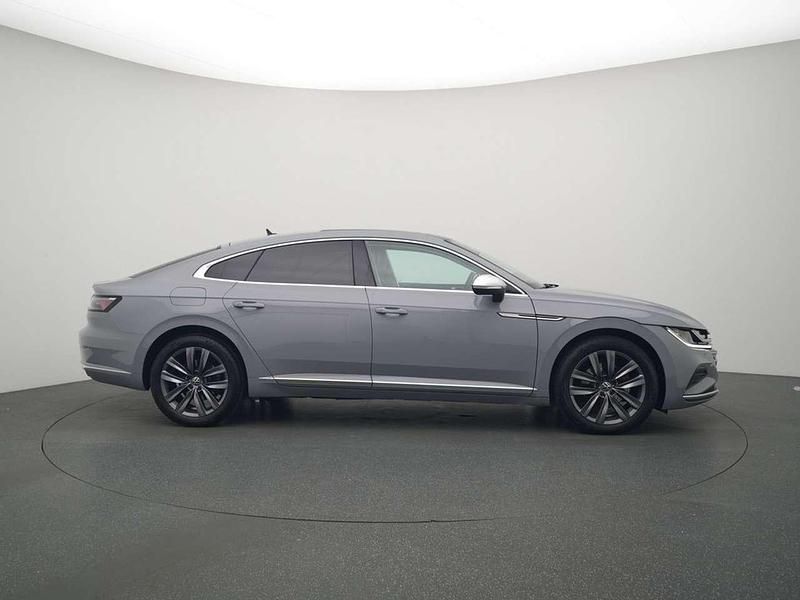 Gebraucht VW Arteon Elegance 218 PS (160 kW) 2022 Grau / mondstein grau Coupé