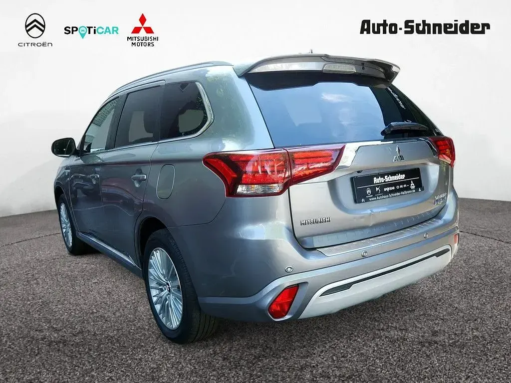 Gebraucht Mitsubishi Outlander P-HEV Top 224 PS (164 kW) 2019 Grau SUV