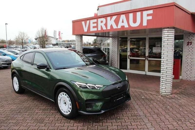 Gebraucht Ford Mustang Mach-E GT 358 kW (487 PS) 2024 Eruption green SUV