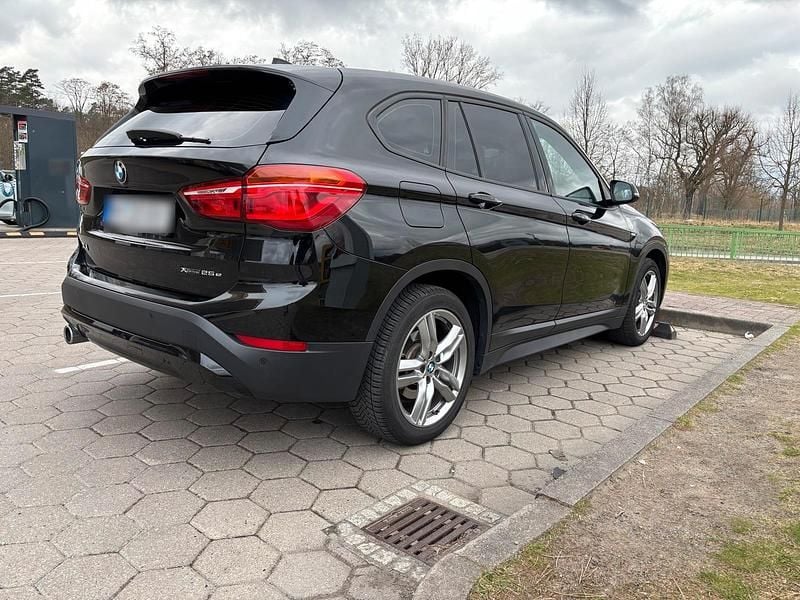 Gebraucht BMW X1 Advantage 220 PS (161 kW) 2021 Schwarz SUV