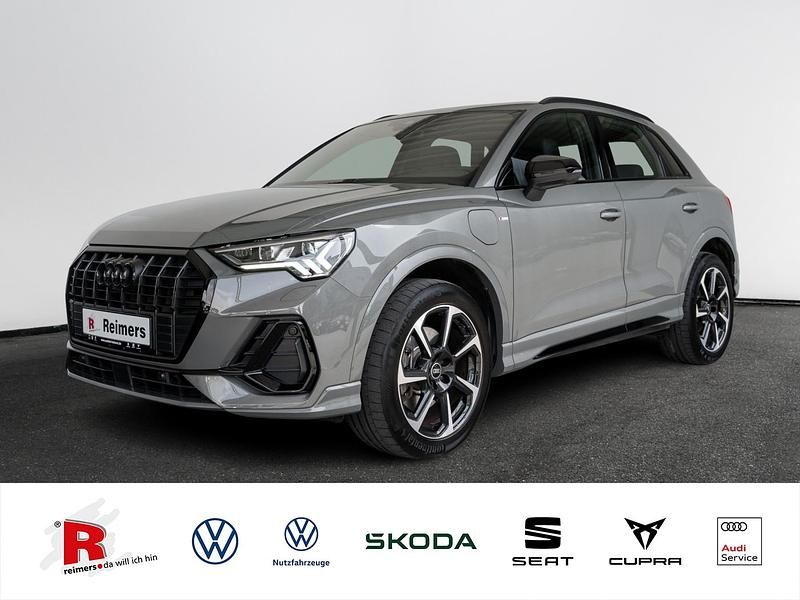 Grau Gebraucht 2021 Audi Q3 S-Line SUV | 33.990 € (Teuer) - Bild 1/4