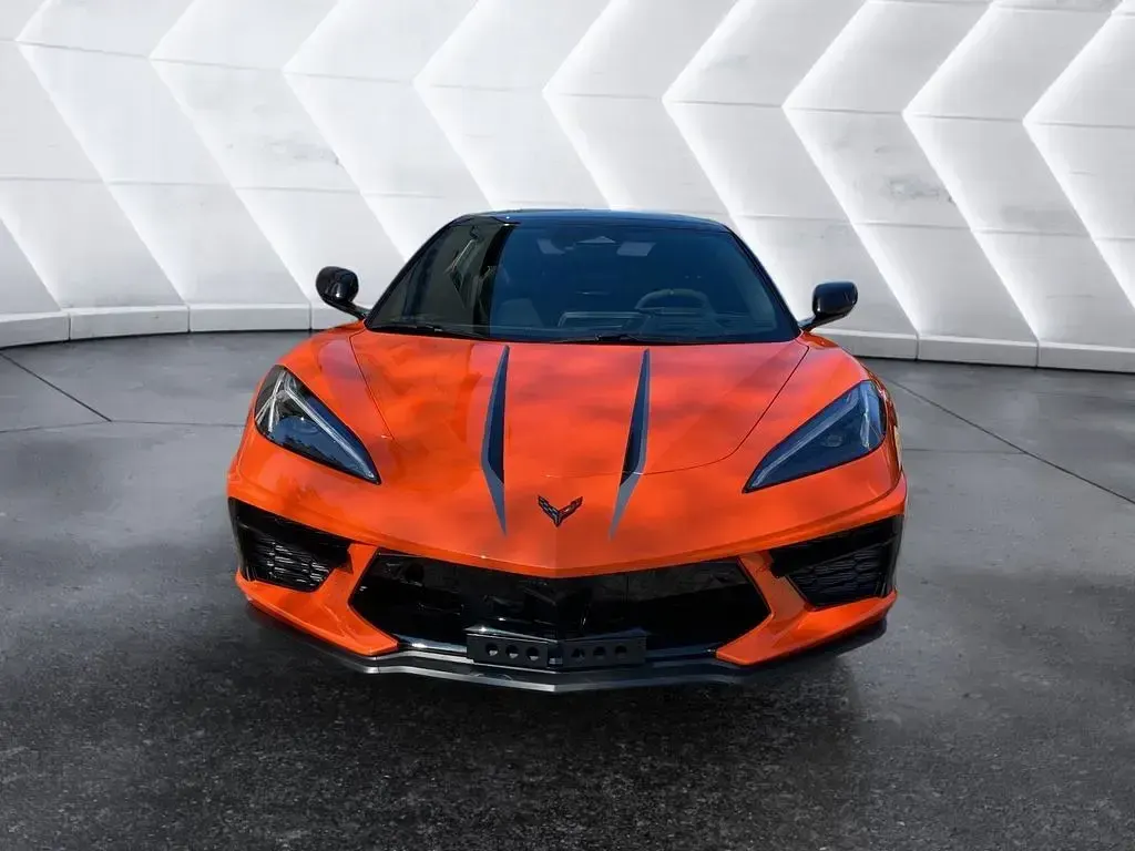 Neu Corvette C8 482 PS (354 kW) 2025 Orange Cabrio