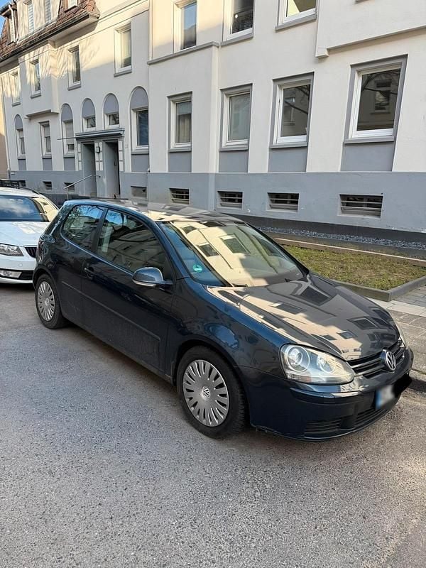 Gebraucht VW Golf 105 PS (77 kW) 2005 Blau Coupé