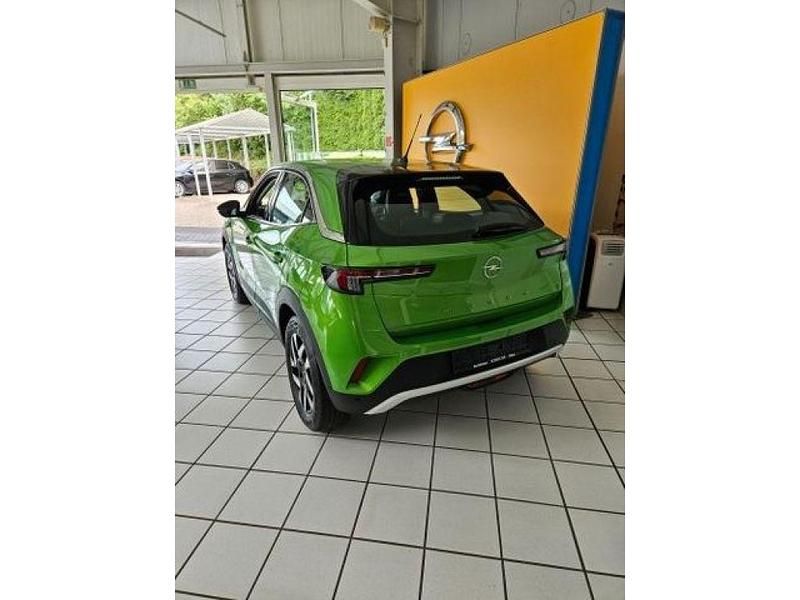 Gebraucht Opel Mokka-e Elegance 100 kW (136 PS) 2022 Mamba green met (metallic) SUV