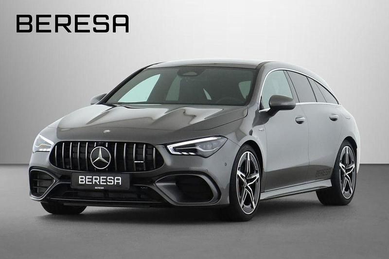 Grau Gebraucht 2024 Mercedes CLA45 AMG AMG Limousine | 53.980 € (Guter Preis) - Bild 1/4