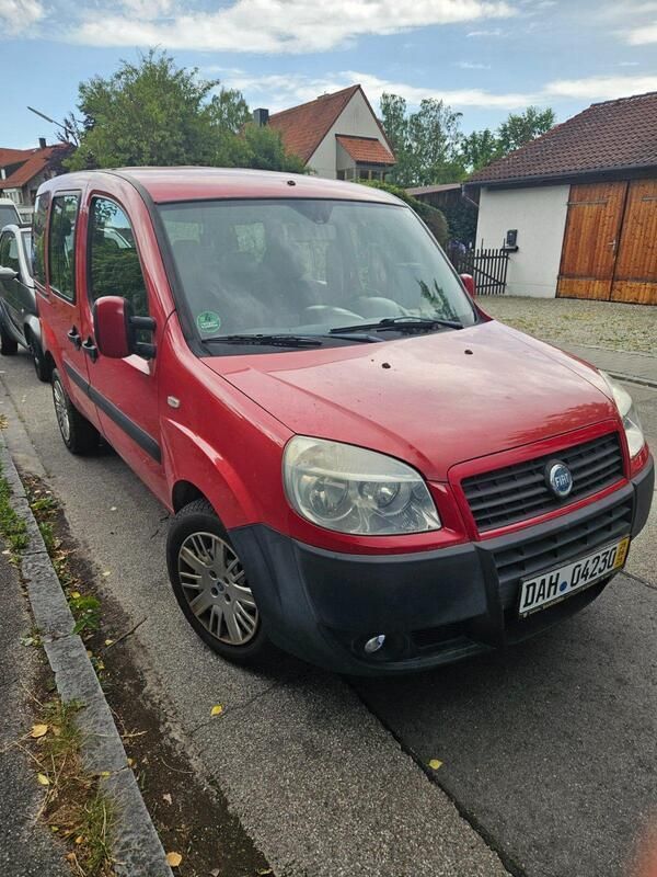 Rot Gebraucht 2006 Fiat Doblò Van / Kleinbus | 1.350 € (Superpreis) - Bild 1/4