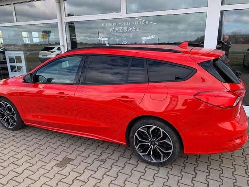 Usata Ford Focus ST-Line 150 CV (110 kW) 2019 Rosso Station wagon