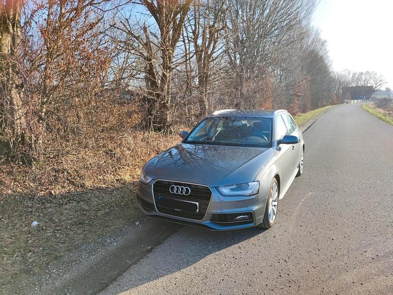 Gebraucht Audi A4 S-Line 170 PS (125 kW) 2015 Grau Kombi
