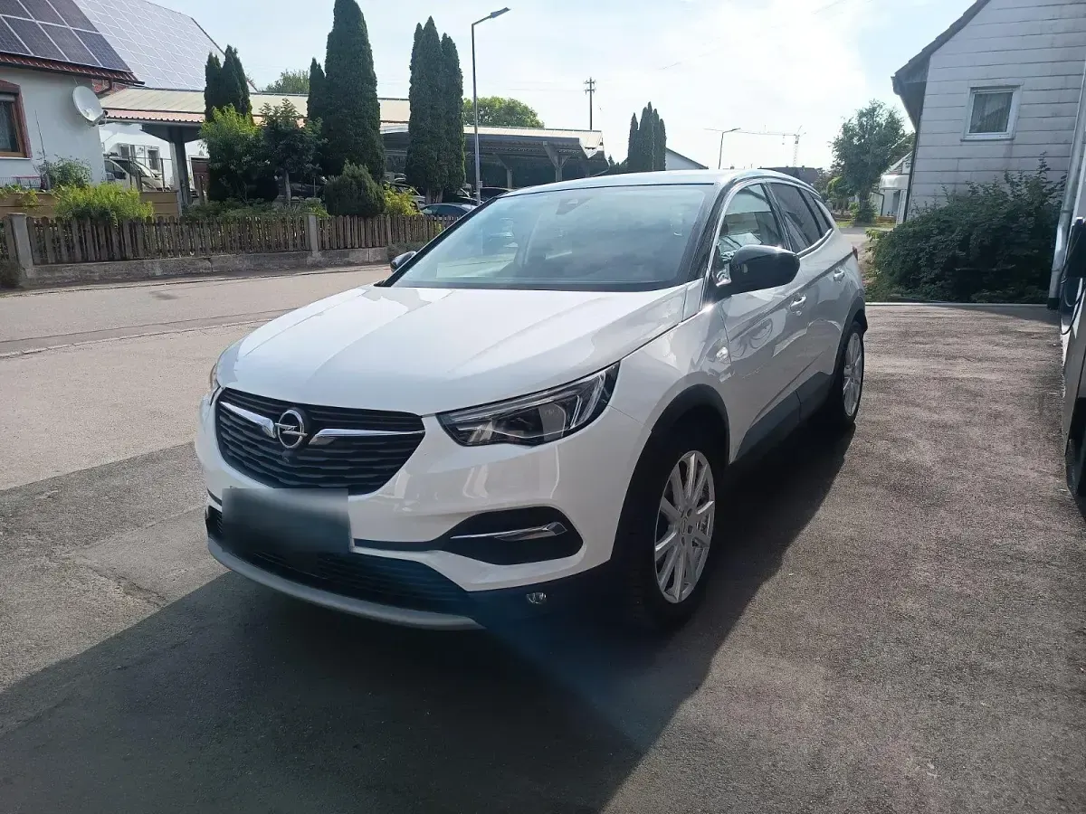 Gebraucht Opel Grandland X 131 PS (96 kW) 2019 Weiß SUV