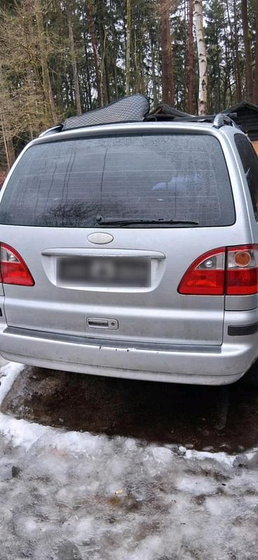 Gebraucht Ford Galaxy 150 PS (110 kW) 2005 Silber Van / Kleinbus