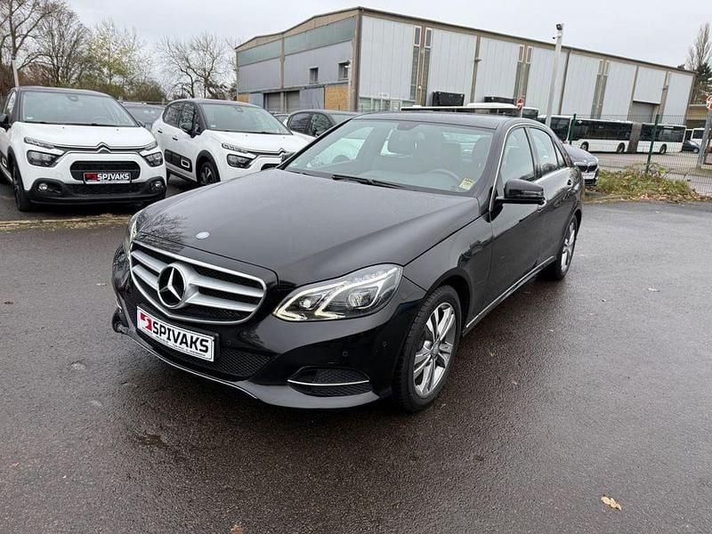 Gebraucht Mercedes E350 Avantgarde 306 PS (225 kW) 2013 Schwarz Limousine
