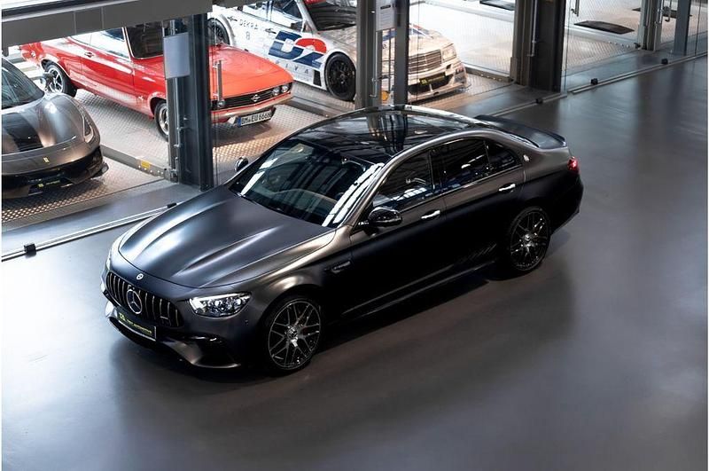 Graphitgrau magno Gebraucht 2023 Mercedes E63S AMG AMG Limousine | 128.500 € - Bild 1/4