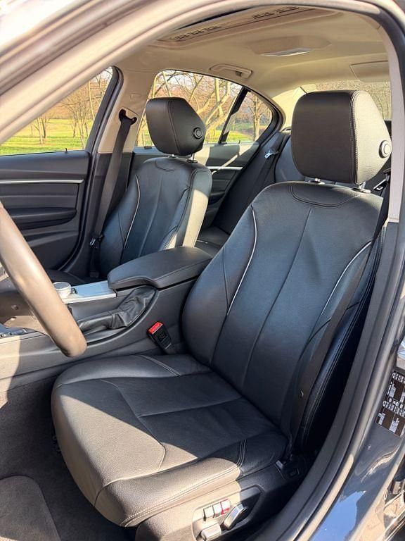 Gebraucht BMW 325 Luxury Line 224 PS (164 kW) 2017 Grau Limousine