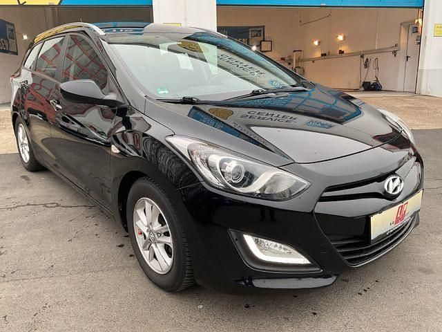 Gebraucht Hyundai i30 198 PS (145 kW) 2014 Schwarz Kombi