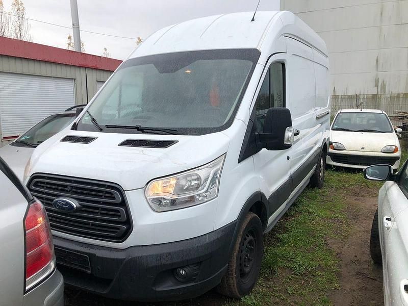 Second-hand Ford Transit Trend 105 CP (77 kW) 2017 Alb Berlinǎ