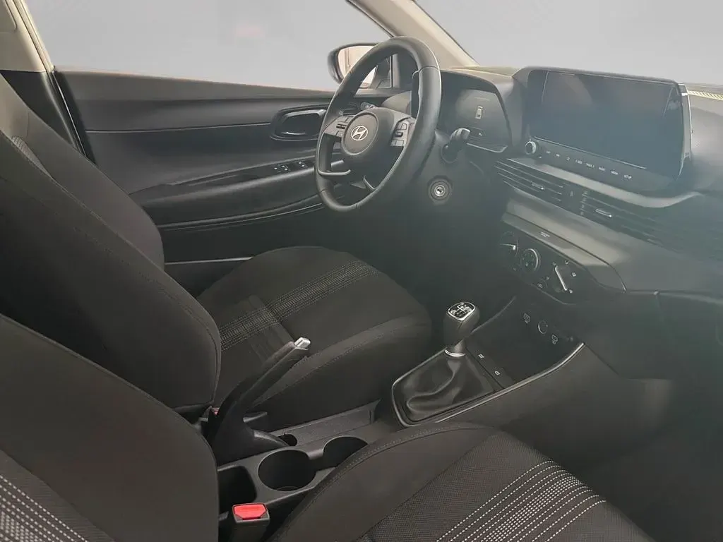 Neu Hyundai i20 Select 101 PS (74 kW) 2025 Schwarz Kleinwagen