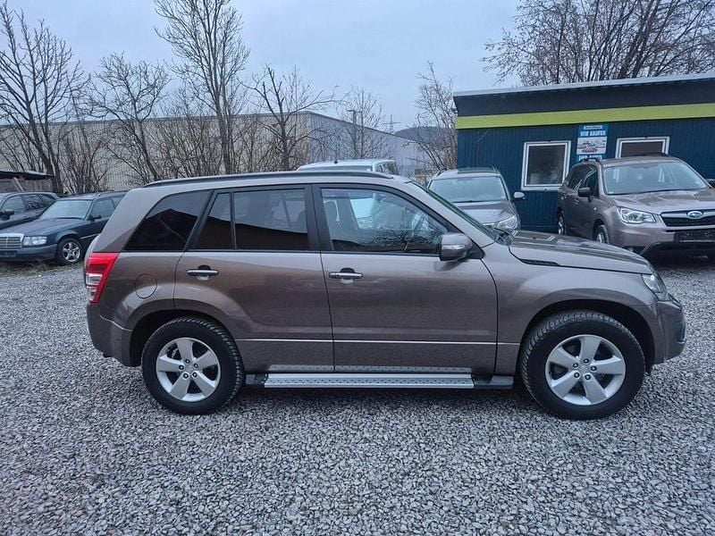 Gebraucht Suzuki Grand Vitara Comfort 169 PS (124 kW) 2012 Braun SUV