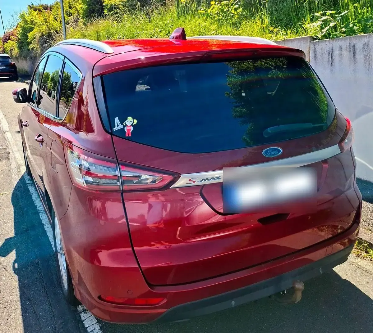 Gebraucht Ford S-MAX Titanium 150 PS (110 kW) 2020 Rot Van / Kleinbus