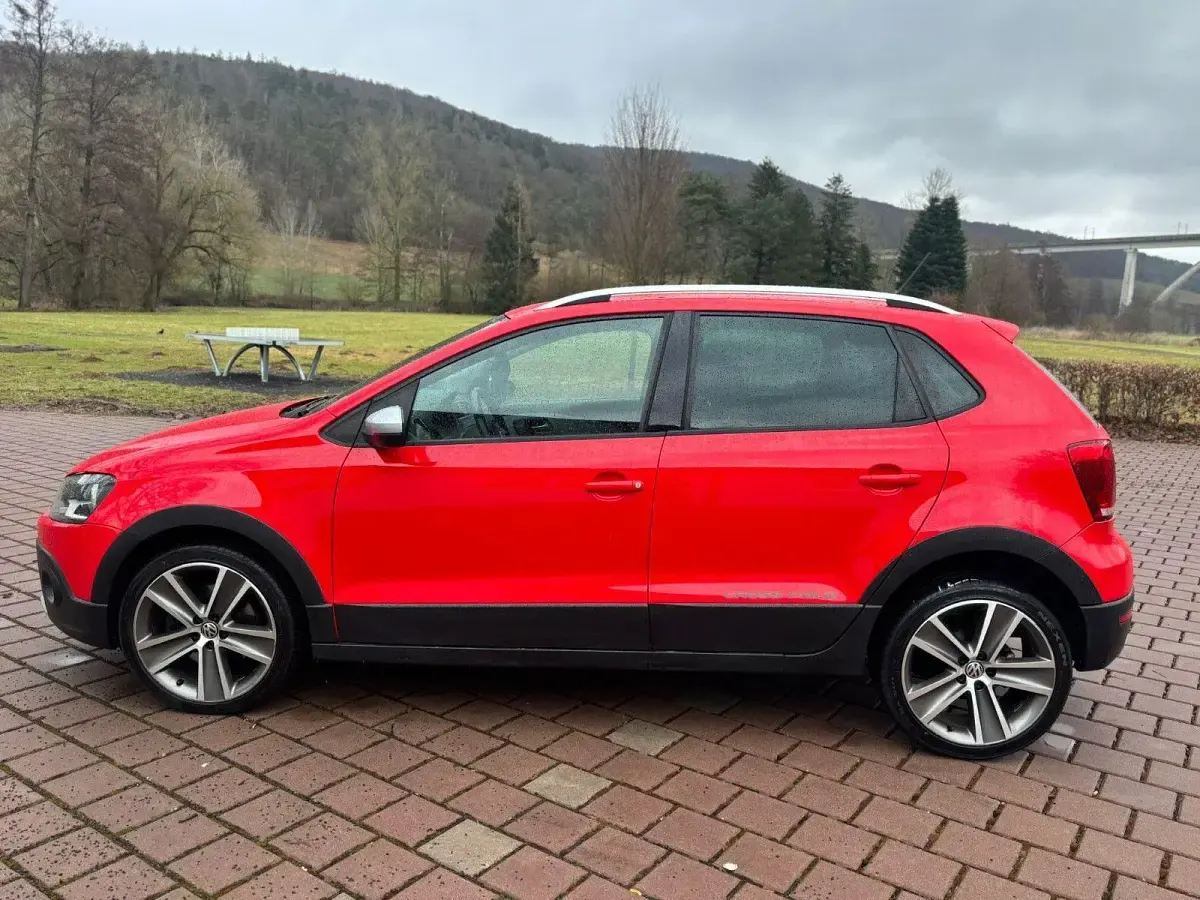 Brugt VW Polo Cross 105 HK (77 kW) 2011 Rød Hatchback
