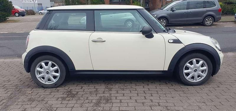 Usado Mini ONE 75 HP (55 kW) 2009 Branco Citadino