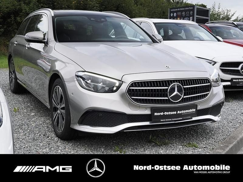 Gebraucht Mercedes E400 Avantgarde 330 PS (242 kW) 2022 Silber Kombi