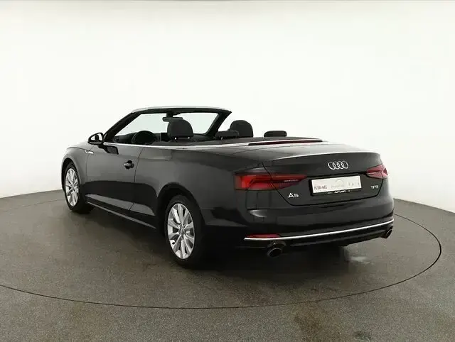 Używany Audi A5 Cabriolet Ambiente 190 KM (139 kW) 2018 Czarny Kabriolet