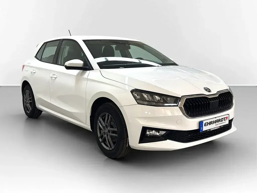 Gebraucht Skoda Fabia Ambition 95 PS (69 kW) 2022 Weiß Kleinwagen