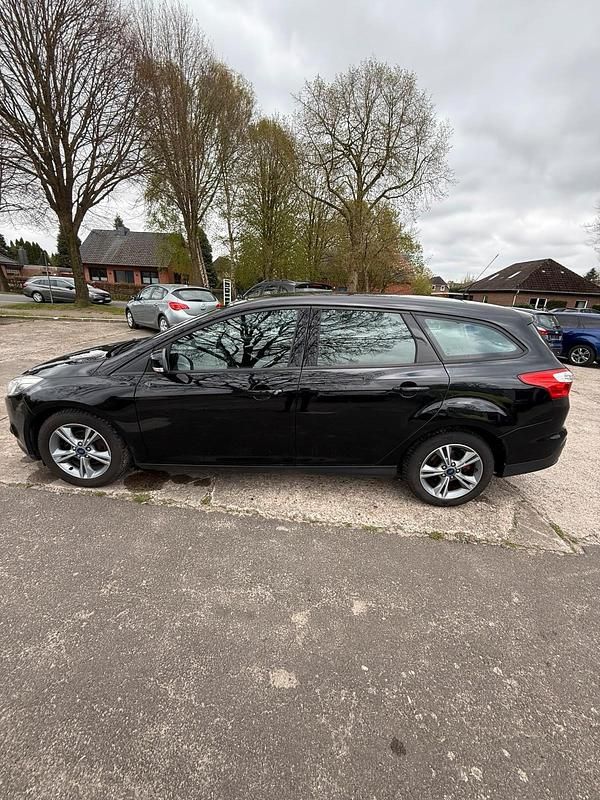 Second-hand Ford Focus 125 CP (91 kW) 2014 Negru Break