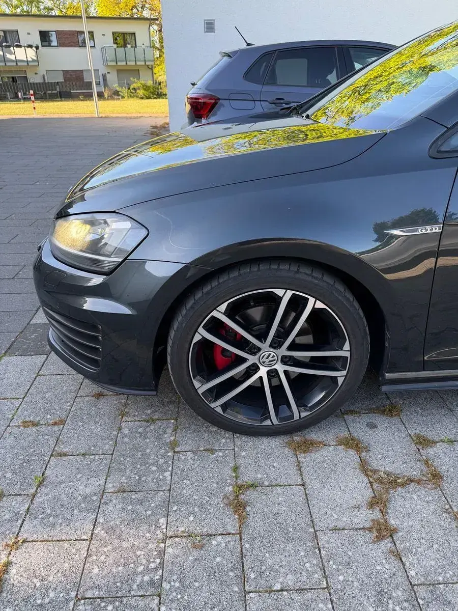Gebraucht VW Golf VII GTD 184 PS (135 kW) 2014 Grau Limousine