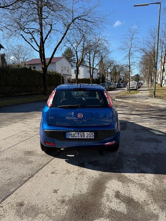 Gebraucht Fiat Punto Evo Dynamic 69 PS (50 kW) 2010 Blau Kleinwagen