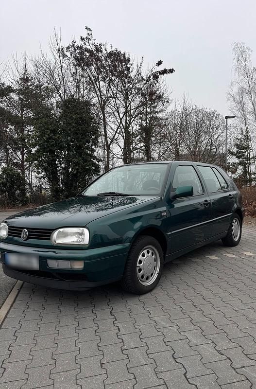 Gebraucht VW Golf III 75 PS (55 kW) 1997 Grün Kleinwagen