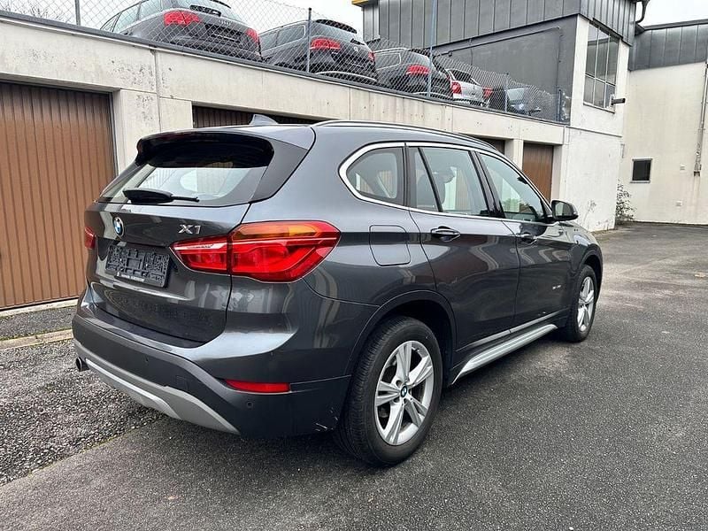 Używany BMW X1 xLine 140 KM (102 kW) 2017 Szary SUV